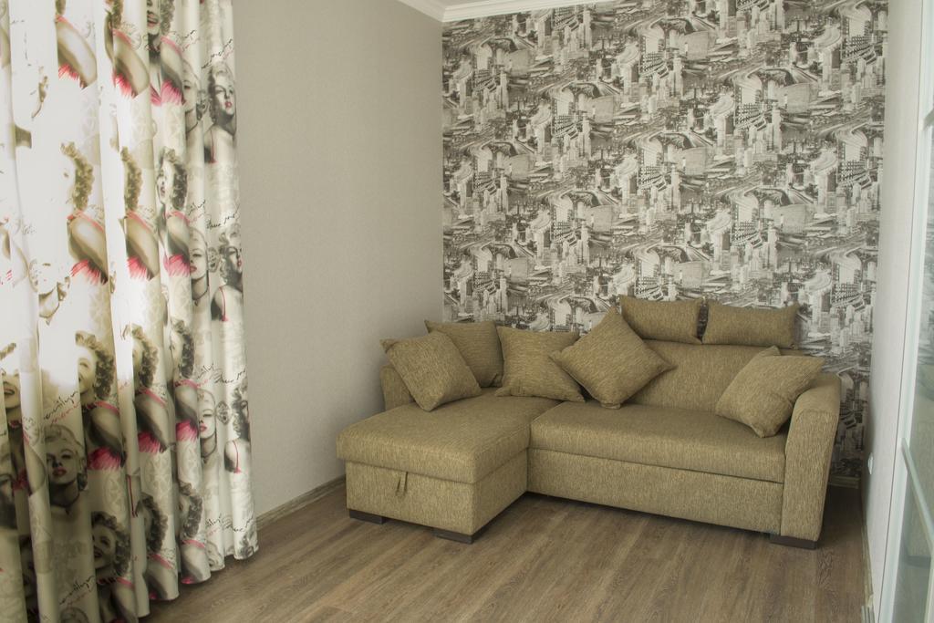 Mindia'S Two Bedroom Apartment Μπατούμι Εξωτερικό φωτογραφία